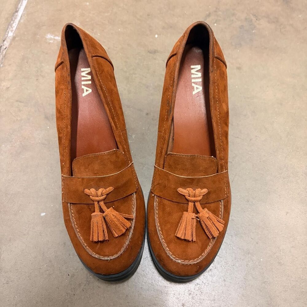 Mia Women's Brown and Tan Loafers